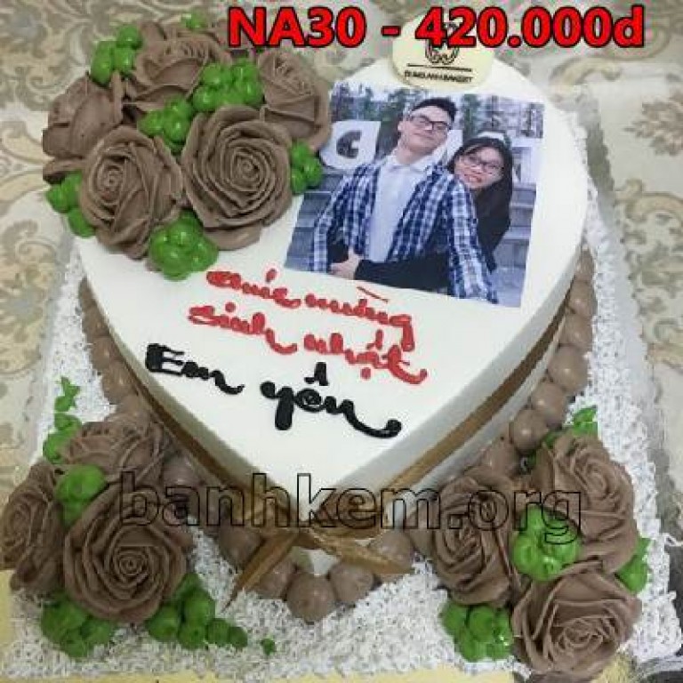 
			Đặt bánh gato sinh nhật tại quận Hoàn Kiếm với các mẫu bánh trang trí lộng lẫy
		